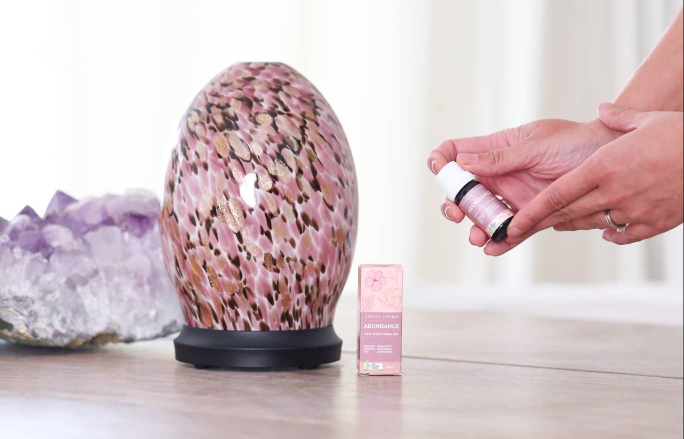 What are the benefits of using a essential oil diffuser?