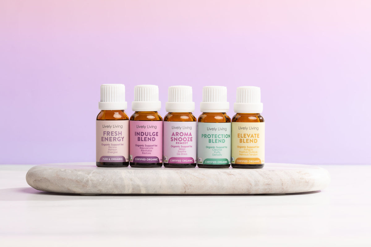 Signature Essential Oil Collection + Stand