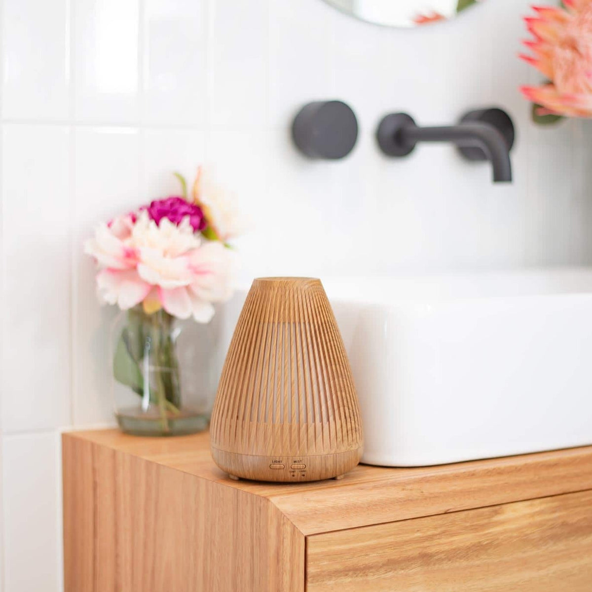 Aroma-flare diffuser